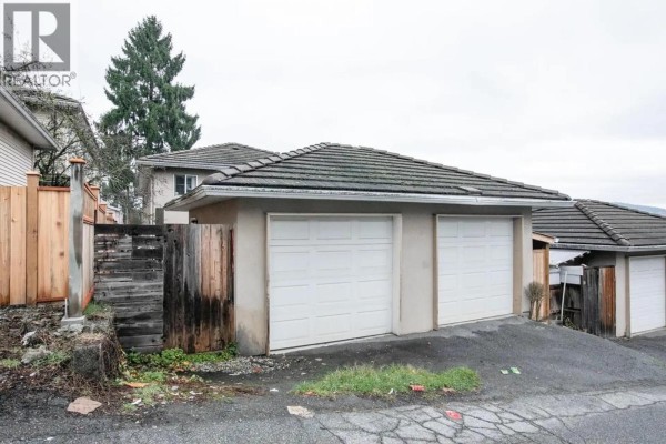 6030 Woodsworth Street, Burnaby, BC V5G1S8 Photo 4