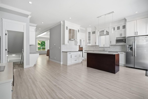 6035 138a Street, Surrey, BC V3X0H3 Photo 5