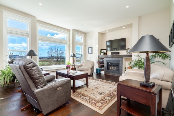 6039 163 Street, Surrey, BC V3S1S5 Photo 4