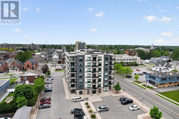 604 - 108 Second Street E, Cornwall, ON K6H0C9 Photo 2