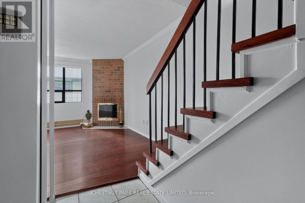 604 - 19 Dundonald Street, Toronto, ON, photo 3