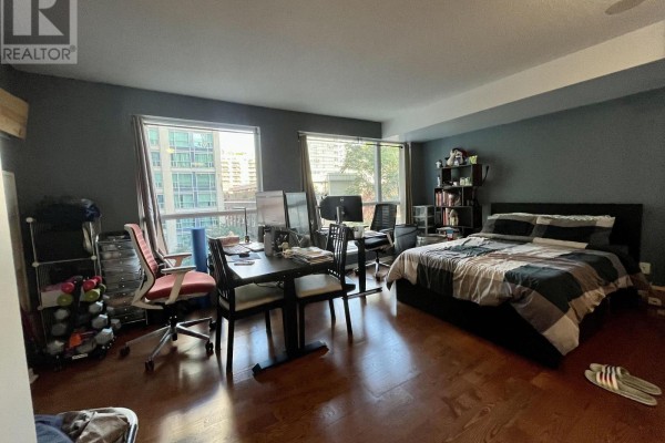 604 - 230 King Street E, Toronto, ON M5A1K1 Photo 3