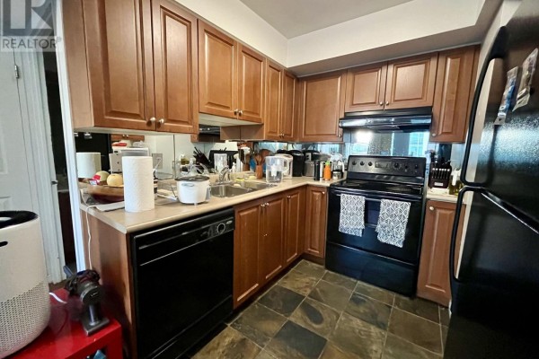 604 - 230 King Street E, Toronto, ON M5A1K1 Photo 5