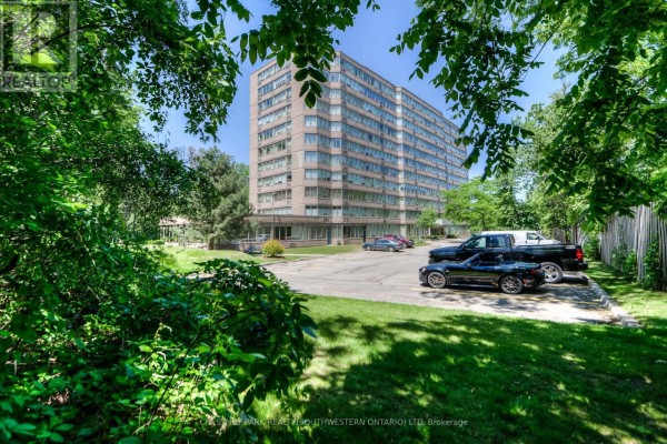 604 - 3227 King Street E, Kitchener, ON N2A3Z9 Photo 3