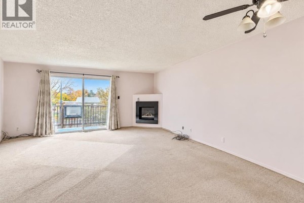 Primary Bedroom - 604 34 Avenue Ne, Calgary, AB T2E2K2 Photo 3