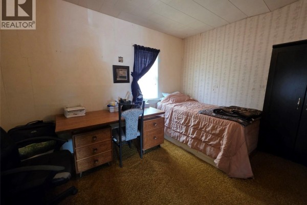 Primary Bedroom - 604 3rd Avenue Nw, Swift Current, SK S9H0S9 Photo 5