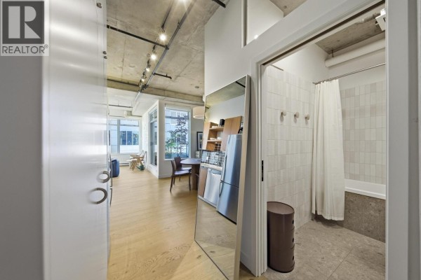 604 495 W 6th Avenue, Vancouver, BC V5Y1L3 Photo 2
