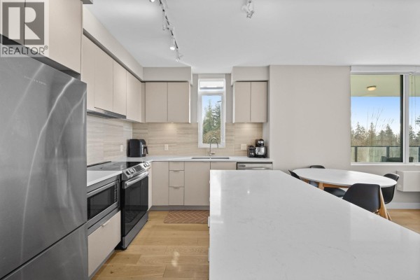 604 8761 University Crescent, Burnaby, BC, photo 3