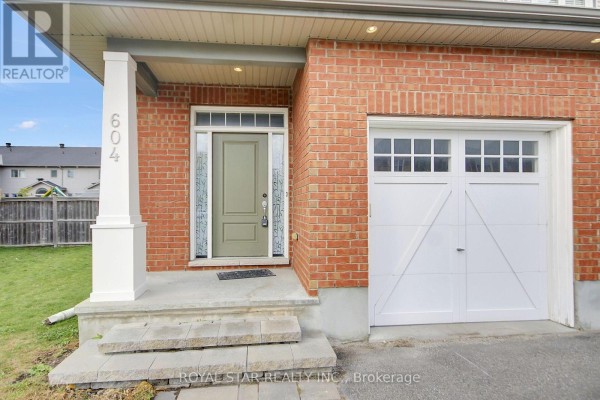 Family room - 604 Moorpark Avenue, Ottawa, ON K2M0B6 Photo 3