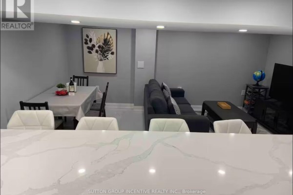 6042 Stevens Street, Niagara Falls, ON, photo 2
