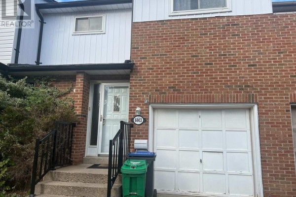 Townhouse for rent at 6043 Chidham Crescent, Mississauga, ON - MLS® ThPQtZ