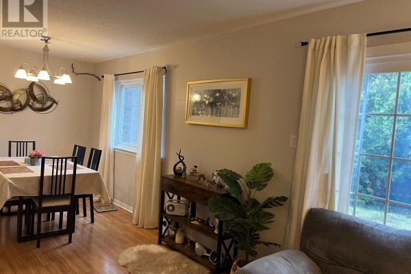 6043 Chidham Crescent, Mississauga, ON, photo 3