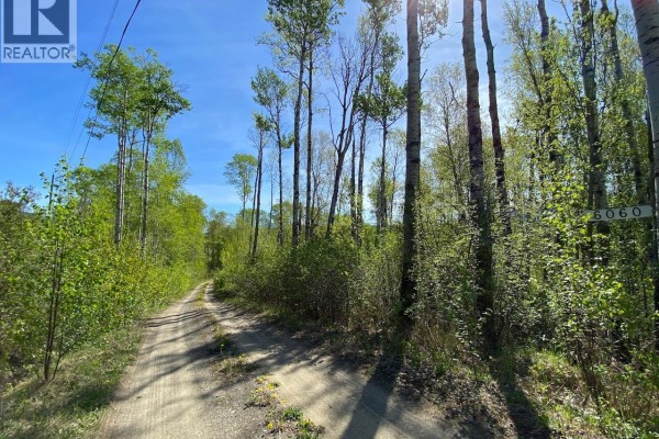6048 Six Mile Road, Hazelton, BC V0J1Y1 Photo 4