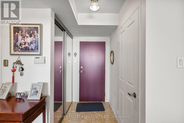 Dining room - 605 - 1121 Steeles Avenue W, Toronto, ON M2R3W7 Photo 3