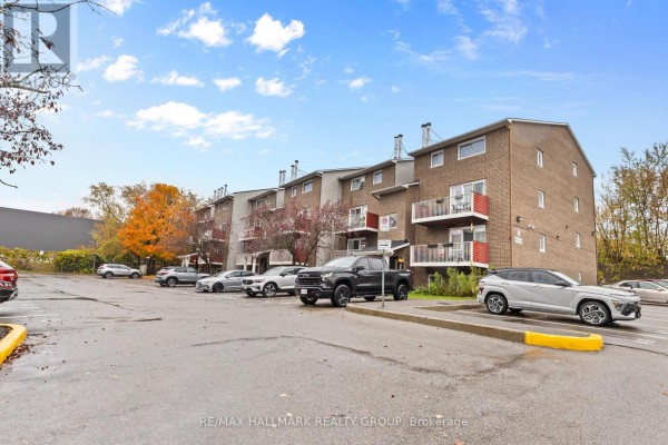Kitchen - 605 - 1589 St Bernard Street, Ottawa, ON K1T3H9 Photo 3