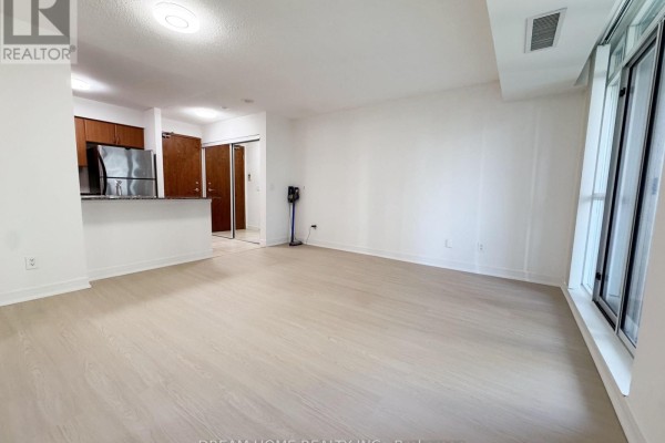 Kitchen - 605 - 35 Bales Avenue, Toronto, ON M2N7L7 Photo 3