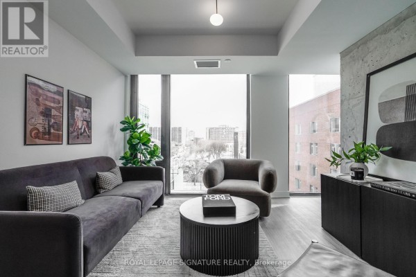 Primary Bedroom - 605 - 47 Mutual Street, Toronto, ON M5B0C6 Photo 4
