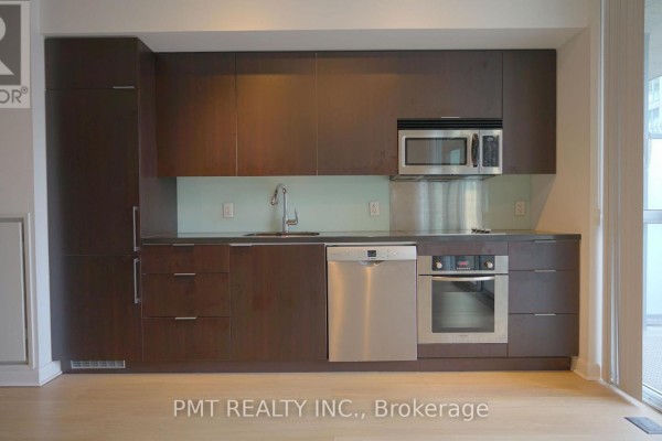 605 - 478 King Street W, Toronto, ON M5V0A8 Photo 3