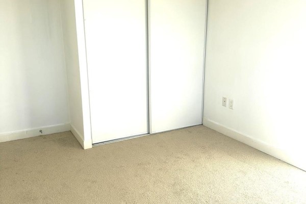 Kitchen - 605 - 812 Lansdowne Avenue, Toronto, ON M6H4K5 Photo 5