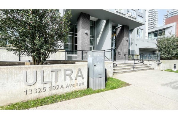 605 13325 102a Avenue, Surrey, BC V3T0J5 Photo 2