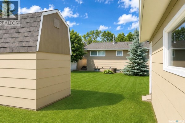 605 5th Avenue W, Assiniboia, SK, photo 3