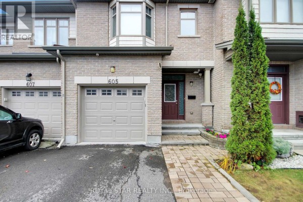 605 Sunburst Street, Ottawa, ON K1T0L1 Photo 3