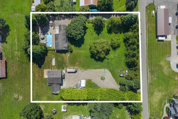 6050 Leclair Street, Abbotsford, BC V4X2C9 Photo 5