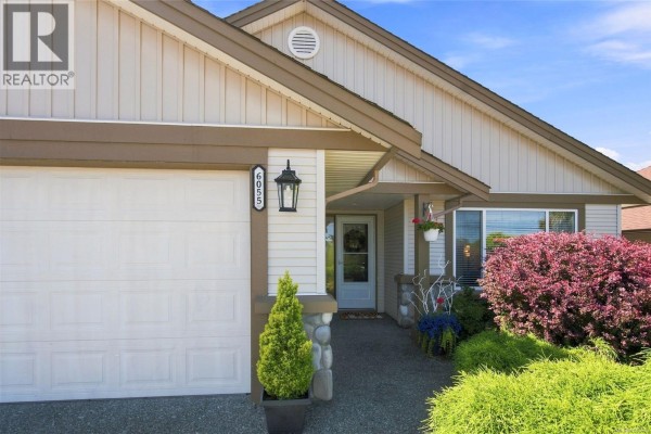 6055 Brickyard Rd, Nanaimo, BC, photo 2