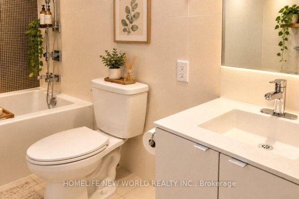 Den - 606 - 125 Peter Street, Toronto, ON M5B0B1 Photo 5