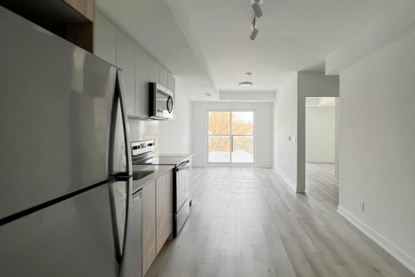 606 - 2000 Bathurst Street, Toronto, ON M5P0A7 Photo 5