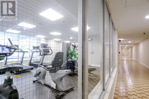 Den - 606 - 3151 Bridletowne Circle, Toronto, ON M1W2T1 Photo 5