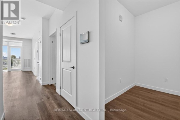 606 - 461 Green Road, Hamilton, ON L8E0L5 Photo 5