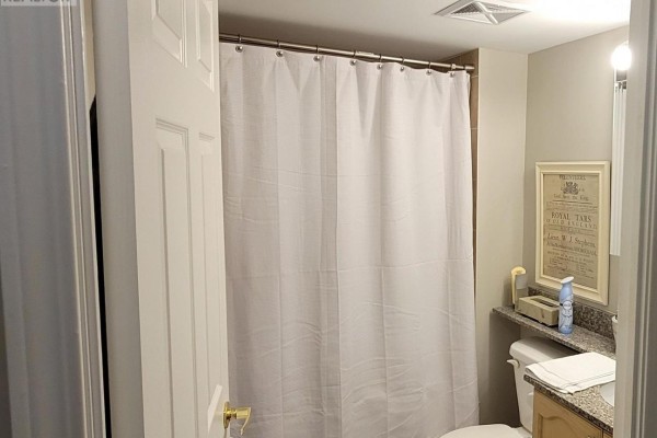 Bathroom - 606 - 4850 Glen Erin Drive, Mississauga, ON L5M7S1 Photo 5