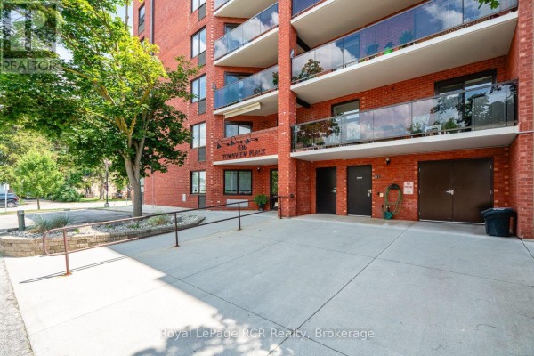 606 - 536 11th Avenue, Hanover, ON N4N2S4 Photo 4