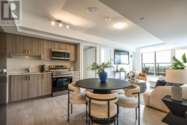 Dining room - 606 - 556 Marlee Avenue, Toronto, ON M6B0B1 Photo 3