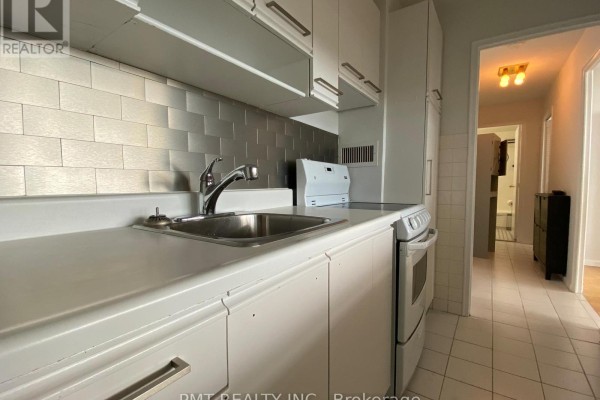 Bedroom - 606 - 580 Christie Street, Toronto, ON M6G3E3 Photo 4