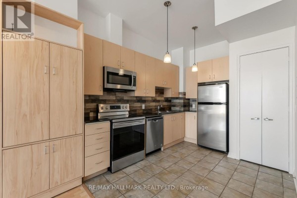 Primary Bedroom - 606 - 797 Don Mills Road, Toronto, ON M3C1V1 Photo 4