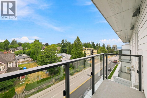 606 82 First Street, New Westminster