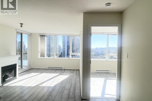 606 9888 Cameron Street, Burnaby, BC V3J0A4 Photo 5