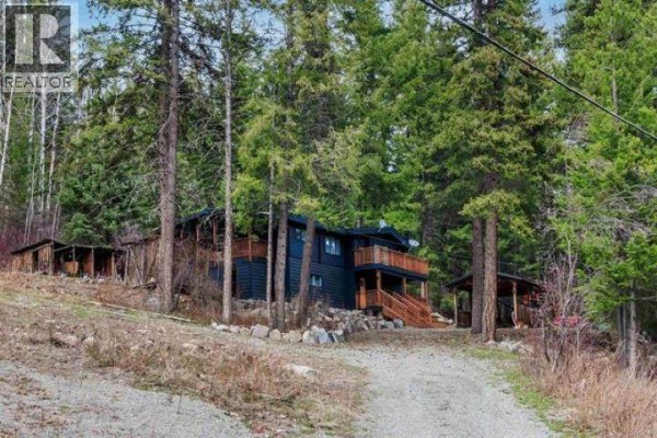 Primary Bedroom - 6062 Mahood Lake Road, 100 Mile House, BC V0K1X3 Photo 4