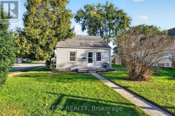Residential for sale at 6063 Cadham Street, Niagara Falls, ON - MLS® fo1H3w