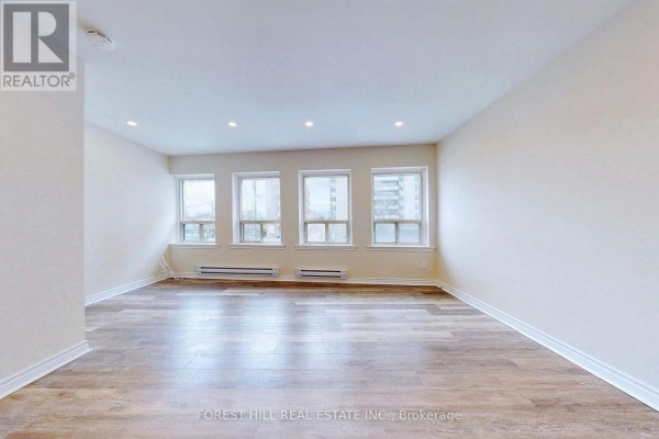 6068 Yonge Street, Toronto, ON M2M3W6 Photo 2