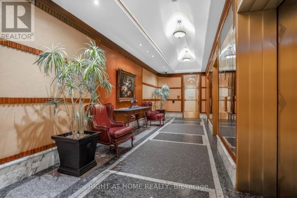 Primary Bedroom - 607 - 1 Palace Pier Court, Toronto, ON M8V3W9 Photo 5