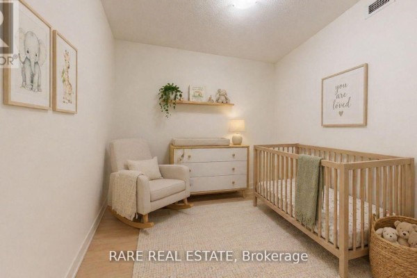 Living room - 607 - 1638 Bloor Street W, Toronto, ON M6P0A6 Photo 4