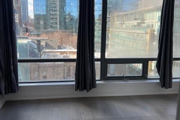 607 - 18 Yorkville Avenue, Toronto, ON M4W3Y8 Photo 5