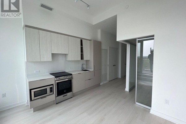 607 - 3900 Confederation Parkway, Mississauga, ON, photo 3
