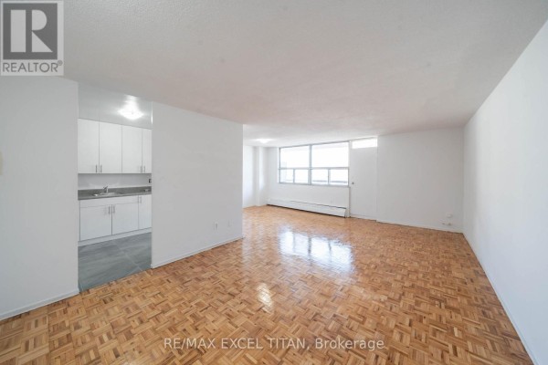 607 - 5 Glamorgan Avenue, Toronto, ON M1P4P1 Photo 5