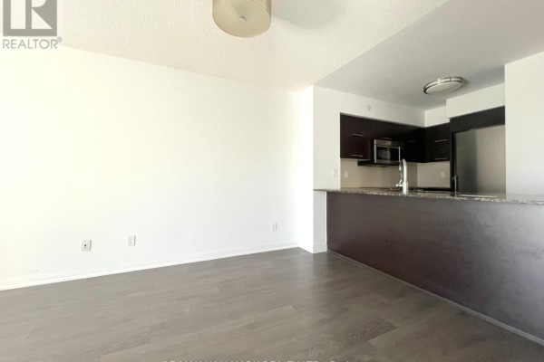 Primary Bedroom - 607 - 5162 Yonge Street, Toronto, ON M2N0E9 Photo 4