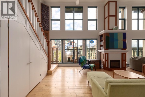 607 22 E Cordova Street, Vancouver, BC V6A4G8 Photo 2