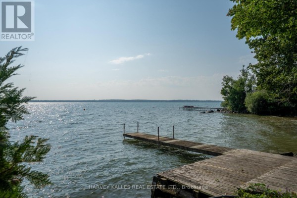 607 Cedarvale Drive, Innisfil, ON, photo 2